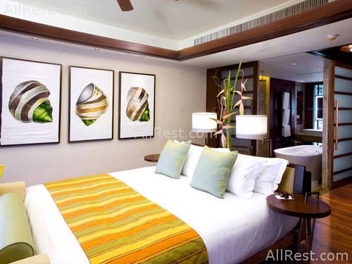 Centara Grand Beach Resort & Villas 10